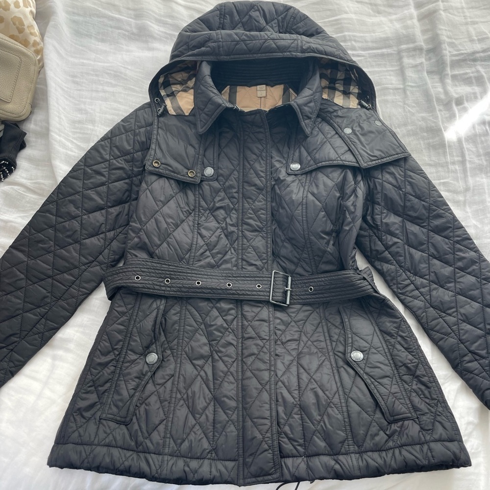 Burberry Brit Finsbridge Hooded Quilted Short Coat